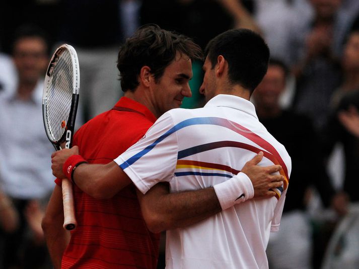 Novak Djokovic og Roger Federer.