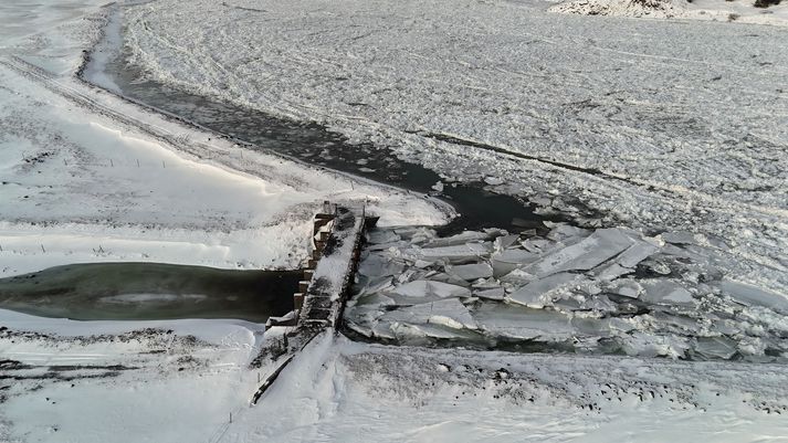 Eldfjalla- og náttúruvárhópur Suðurlands birti þessa mynd af aðstæðum við Hvítá í gær. Vatnsmagnið sem flæðir er nú meira að sögn lögreglu.