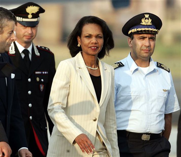 Condoleezza Rice kemur til fundarins í Róm.