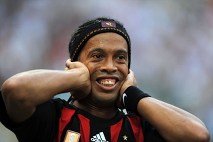 Ronaldinho var að margra mati maður leiksins um helgina þrátt fyrir tap AC Milan