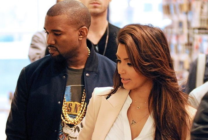 Kim Kardashian og Kanye West sáust víða saman um helgina í stórborginni New York.