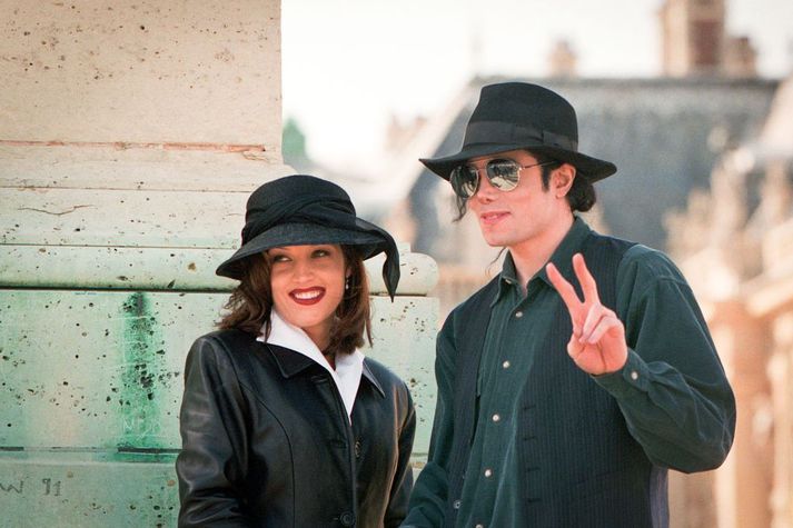 Lisa Marie Presley og Michael Jackson í Versölum í Frakklandi í september 1994.