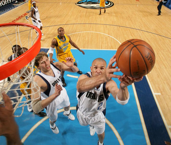 Dirk Nowitzki og Jason Kidd.