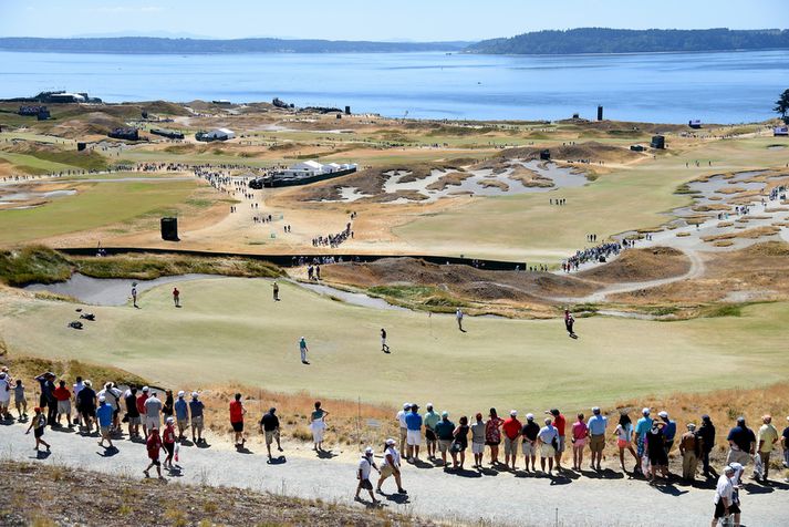 Chambers Bay er ólíkur þeim völlum sem vanalega er spilað á í Bandaríkjunum.