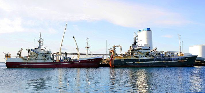 Samgönguáætlun fór til þings í lok maí á síðasta þingi en ekki náðist að samþykkja hana. Því er í raun engin samgönguáætlun í gildi. Meirihluti fjárlaganefndar vinnur samt sem áður eftir þeirri áætlun. 