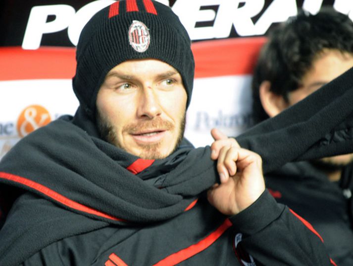 David Beckham á bekknum hjá AC Milan.