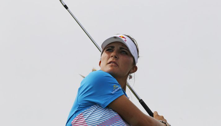 Lexi Thompson slær hér högg á mótinu um helgina.