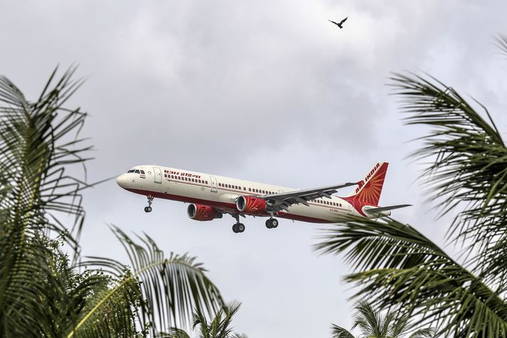 Farþegaþota Air India yfir Mumbaí.