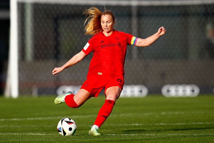 Glódís Perla Viggósdóttir var með fyrirliðabandið að venju í dag í sigri Bayern München.