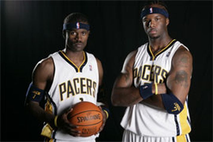 Stephen Jackson og Jermaine O´Neal eru lykilmenn Indiana, sem tekur á móti Washington í kvöld í beinni útsendingu á NBA TV