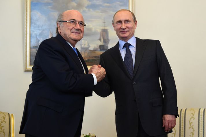 Sepp Blatter og Vladimir Putin eru miklir vinir.