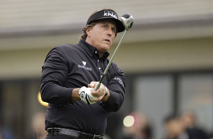 Phil Mickelson virðist vera í miklu stuði þessa dagana.