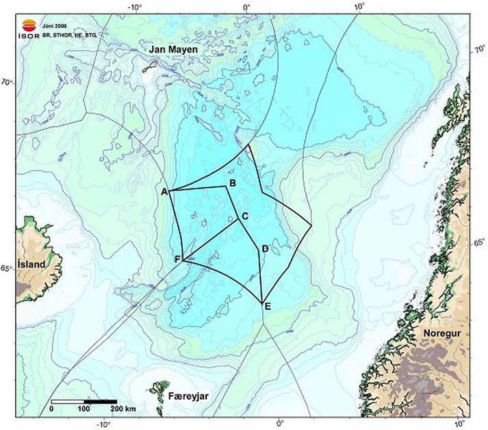 Umrætt svæði Skipting landgrunns í suðurhluta Síldarsmugunnar. Svæðið sem Íslendingar fá viðurkenningu á er á milli punktanna A B, C, og F á kortinu.