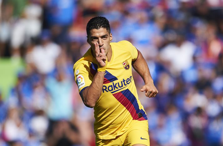 Suárez kom Barcelona á bragðið gegn Getafe.