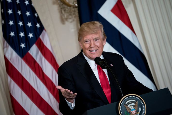 Donald Trump, forseti Bandaríkjanna, er harðlega gagnrýndur í skýrslunni.