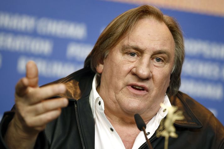 Franski leikarinn Gerard Depardieu hefur verið sakaður um kynferðisbrot af meira en tuttugu konum á undanförnum árum. 