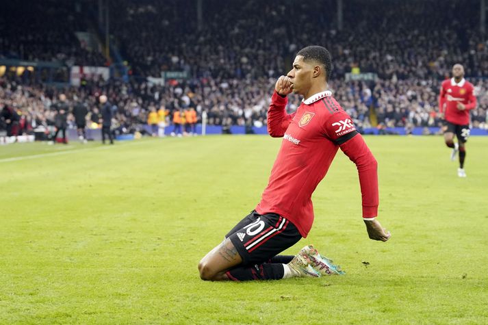 Marcus Rashford fagnar marki sínu í leiknum í dag.