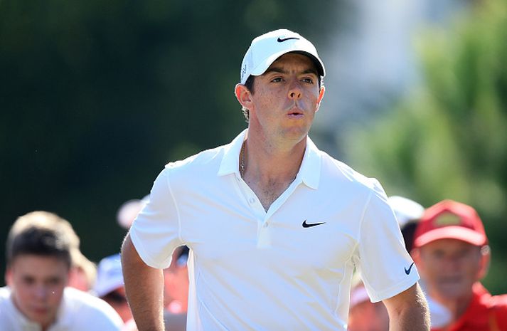 McIlroy einbeittur á fyrsta hring í gær.