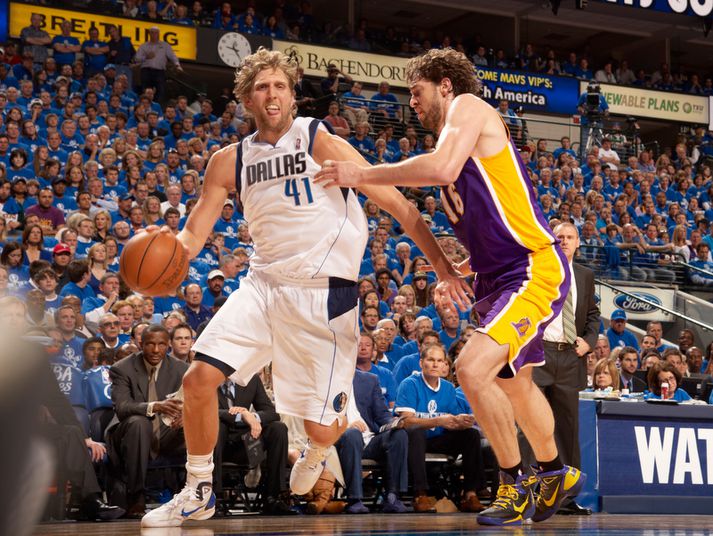 Nowitzki og Gasol eigast hér við í úrslitakeppni NBA-deildarinnar í vor.