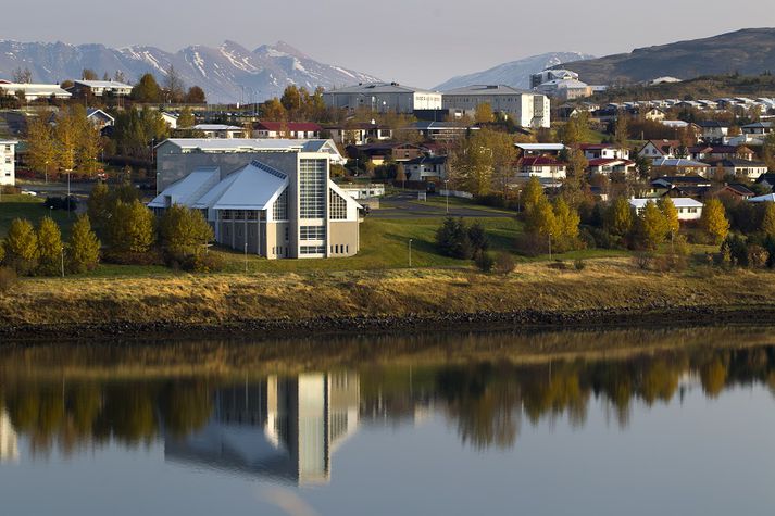 Fólki er ráðlagt að hafa glugga lokaða til að koma í veg fyrir að það kólni.