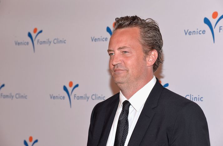 Matthew Perry lést fyrir tæpu ári síðan.