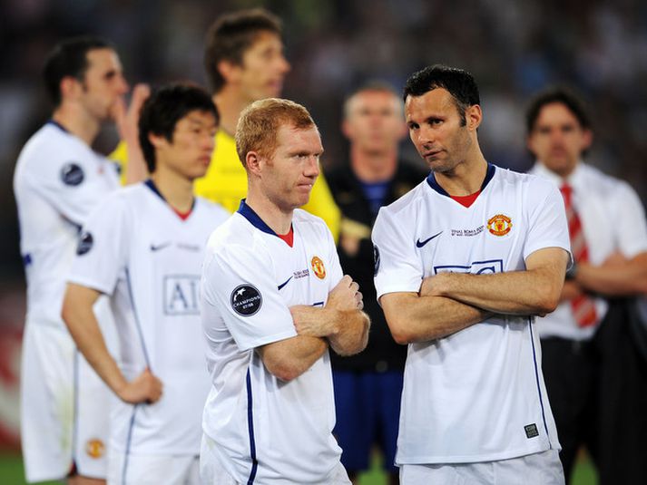 Paul Scholes og Ryan Giggs eftir úrslitaleikinn í Róm árið 2009.