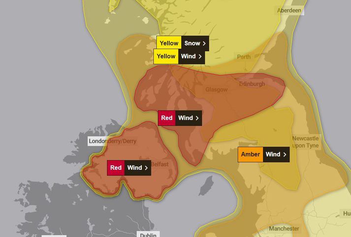 Rauða viðvörun morgundagsins nær til norðurhluta Íralnds og Skotlands.