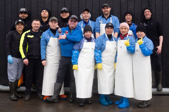 Starfsfólk Fiskikóngsins er samhentur og fjörugur hópur. Fiskikóngurinn fagnar í vikunni 35 ára afmæli með geggjuðum tilboðum. 