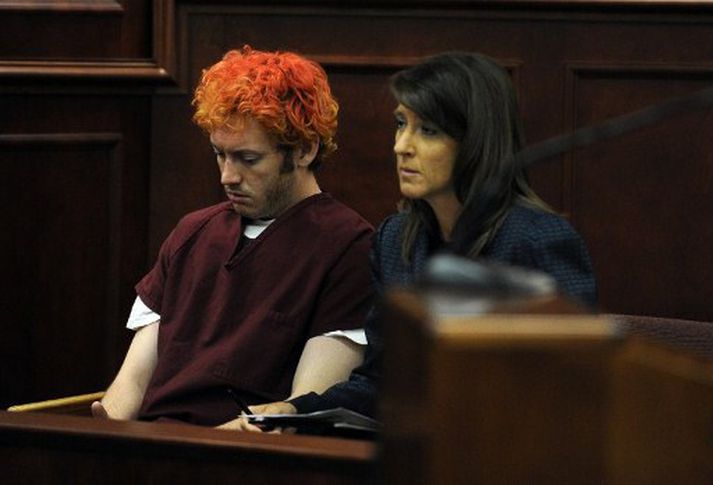 James Holmes fyrir rétti.