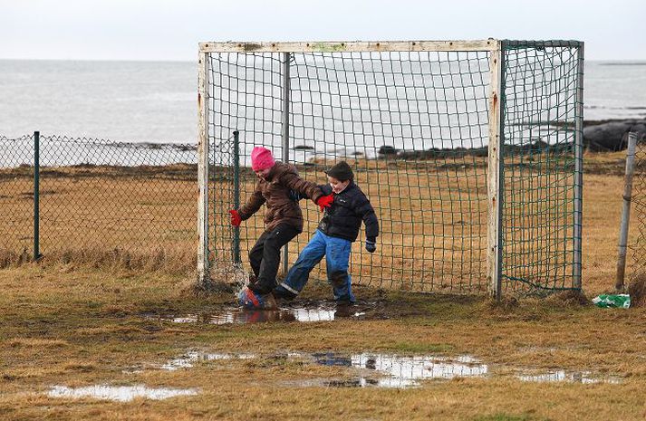 Börn þurfa að reyna á sig í að minnsta kosti eina klukkustund á dag samtals.