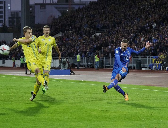 Gylfi Þór Sigurðsson skoraði bæði mörk Íslands.