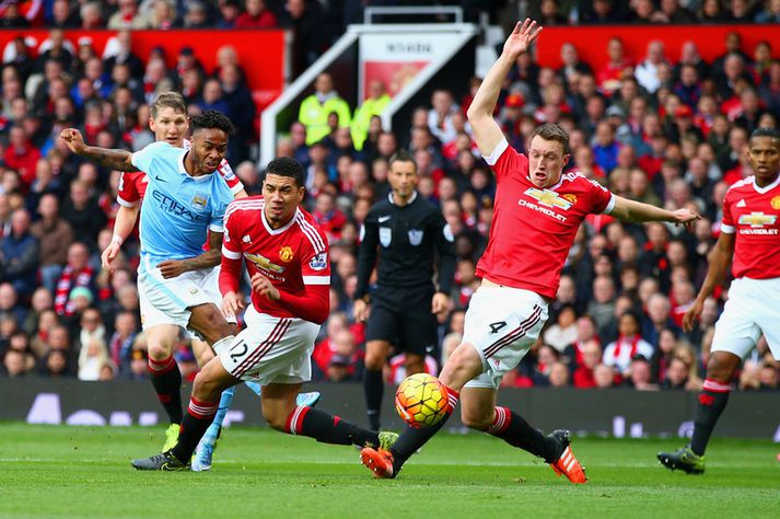 Chris Smalling og Phil Jones í leik með Manchester United.