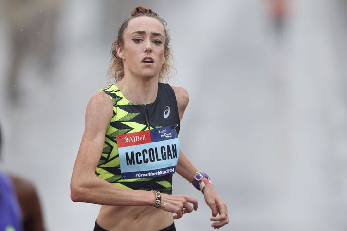 Eilish McColgan sést hér á ferðinni í einu af mörgum hlaupum sínum á ferlinum.