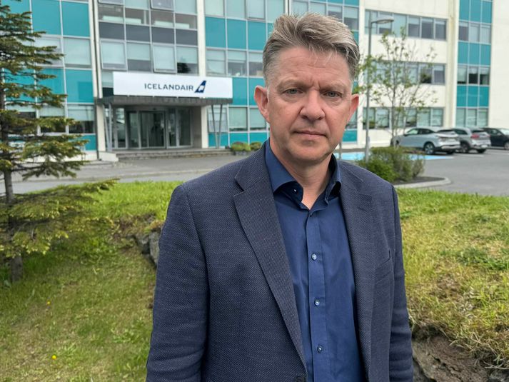 Bogi Nils Bogason forstjóri Icelandair segir krefjandi rekstrarumhverfi hafa kallað á hagræðingaraðgerðir með uppsögnum.