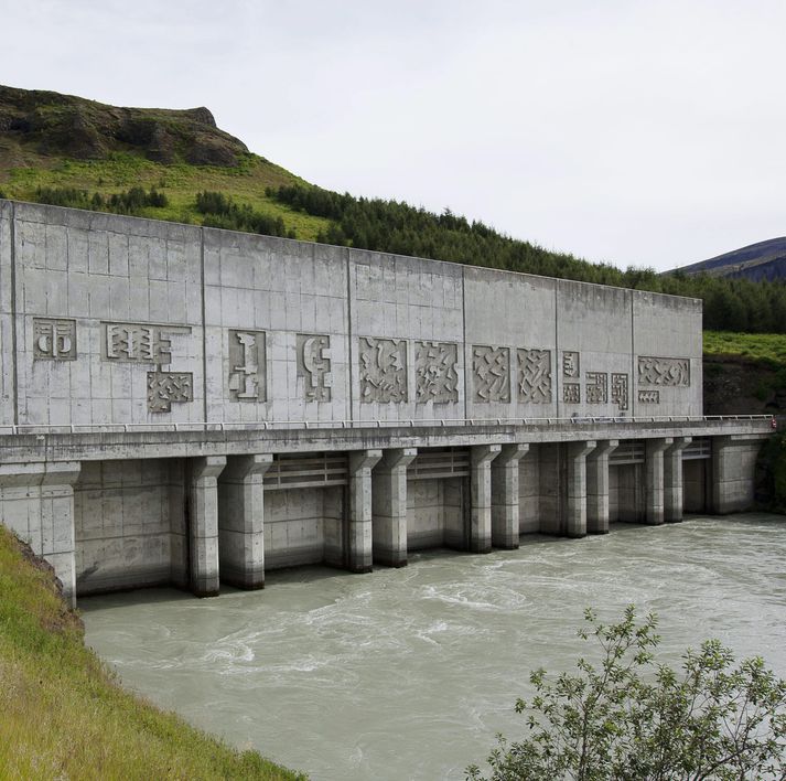 Án samninganna hefði í raun þurft að stækka virkjanir sem nemur stækkun Búrfellsvirkjunar – eða tæplega 150 MW.