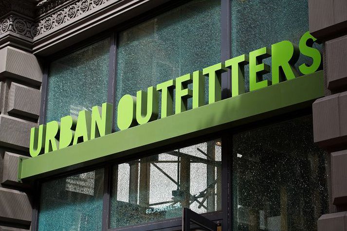 Á íslandi Það verður íslenskur bragur á jólabæklingi Urban Outfitters í ár og er verið að mynda þessa dagana á Íslandi. 
nordicphoto/getty