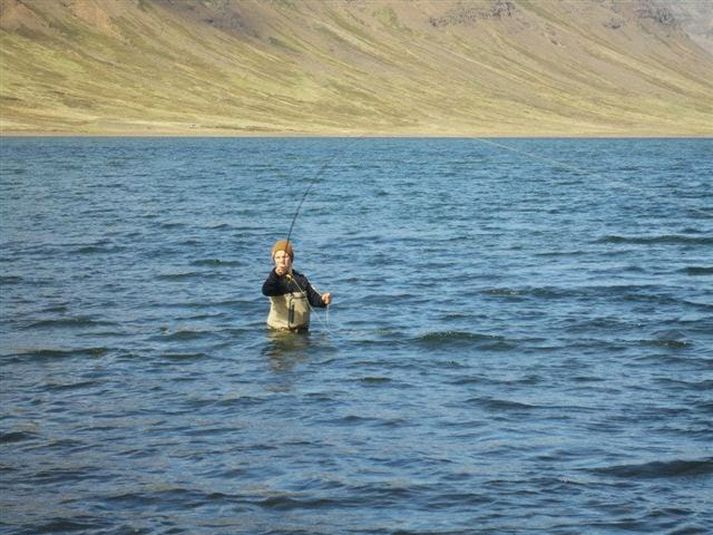 Veitt í Hraunsfirði.