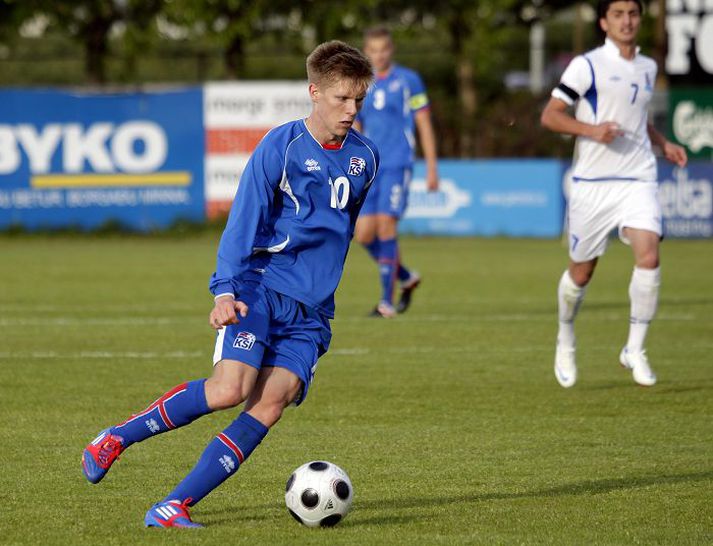 Aron Jóhannsson sést hér í leik með íslenska U-21 landsliðinu.