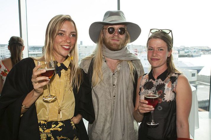 Hress Linda Loeskow, Högni Egilsson og Elsa Kristín Sigurðardóttir tóku sig vel út.