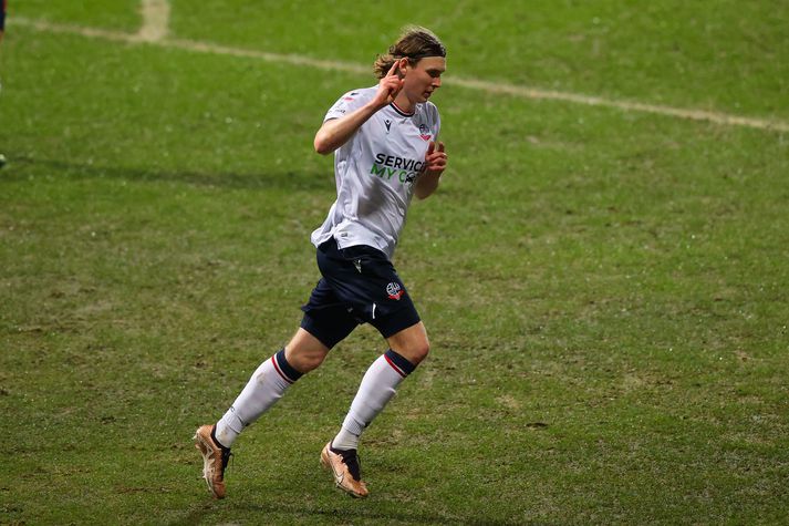 Jón Daði Böðvarsson fagnar einu fimmtán marka sinna fyrir Bolton Wanderers.