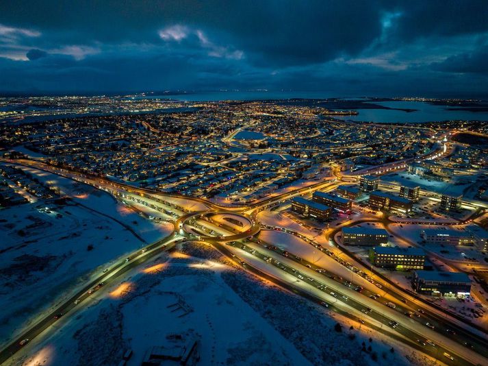 Skjálftinn mun hafa fundist víða á höfuðborgarsvæðinu.