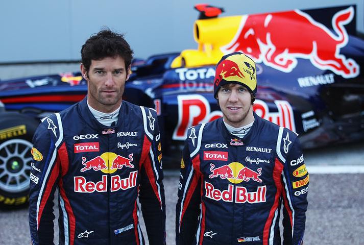 Mark Webber og Sebastian Vettel aka hjá Red Bull Formúlu 1 liðinu.