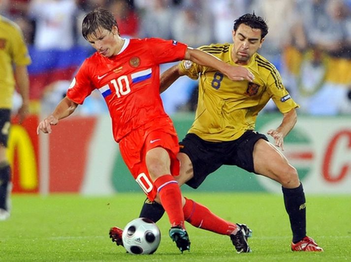 Andrei Arshavin í leik með rússneska landsliðinu á EM í sumar.