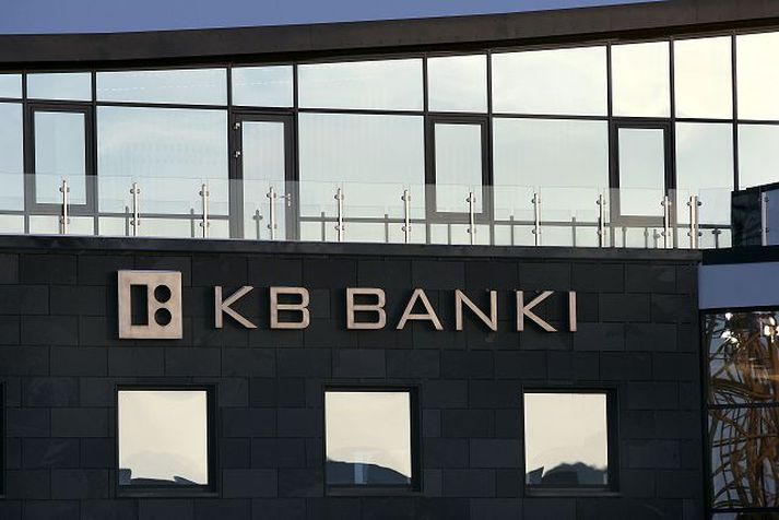 Höfuðstöðvar KB banka í Borgartúni.
Merrill Lynch lýsir áhyggjum af eignatengslum auk lána til hluthafa og stjórnenda í nýrri skýrslu um íslensku bankana. Tónn nýju skýrslunnar er þó örlítið bjartari en þeirrar sem kom út fyrr á árinu.