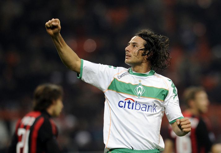 Claudio Pizarro var hetja Werder Bremen í kvöld.