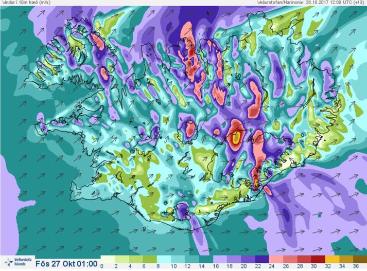 Veðurstofa spáir suðvestan stormi með hviðum hátt í 40 m/s fram eftir morgni.