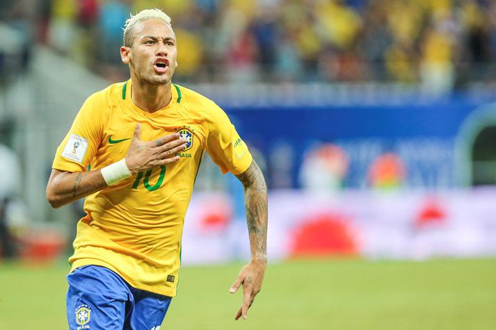 Neymar í landsleik með Brasilíu á dögunum.