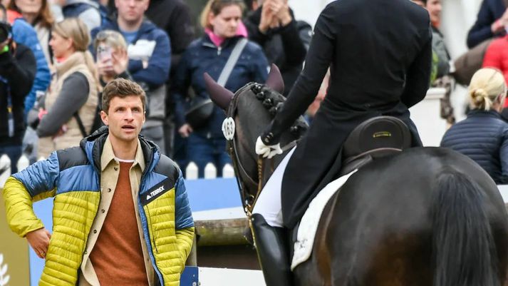 Thomas Müller gat fagnað í Versölum.