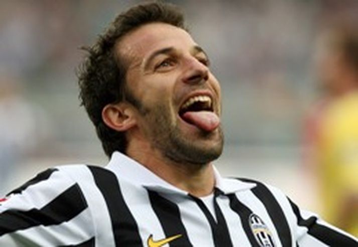 Del Piero heimtar einkaþjálfara sinn í þjálfarahópinn.