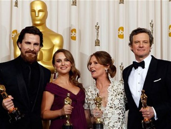 Colin Firth, Christian Bale, Melissa Leo og Natalie Portman, en þau hlutu verðlaun fyrir leik sinn.